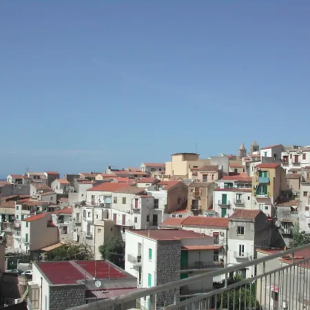 Il Mare A Due Passi * Cefalu